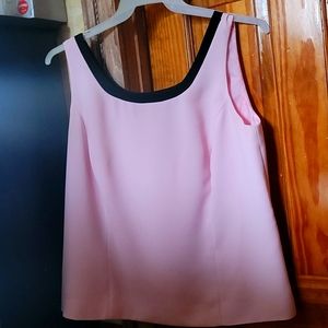 Light pink tank-top